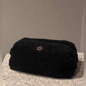 Lululemon mini pouch